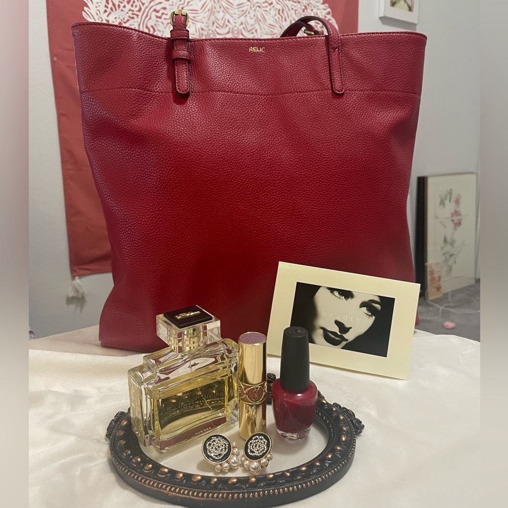 Red Tote bag by Fossil “relic” large tote,school or work ect.